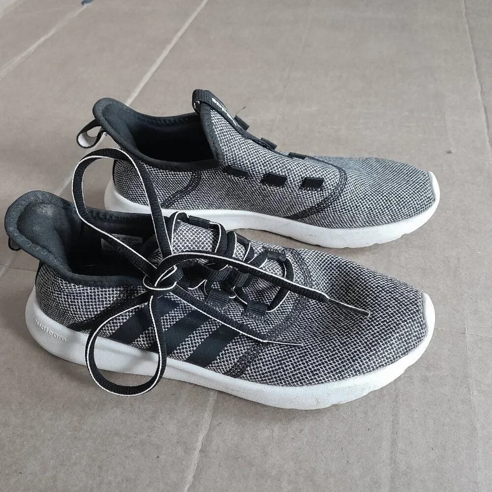 Adidas Women’s Ortholite Gray and white shoes Size 5.5